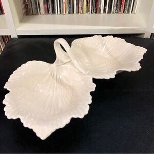 Lenox double leaf dish